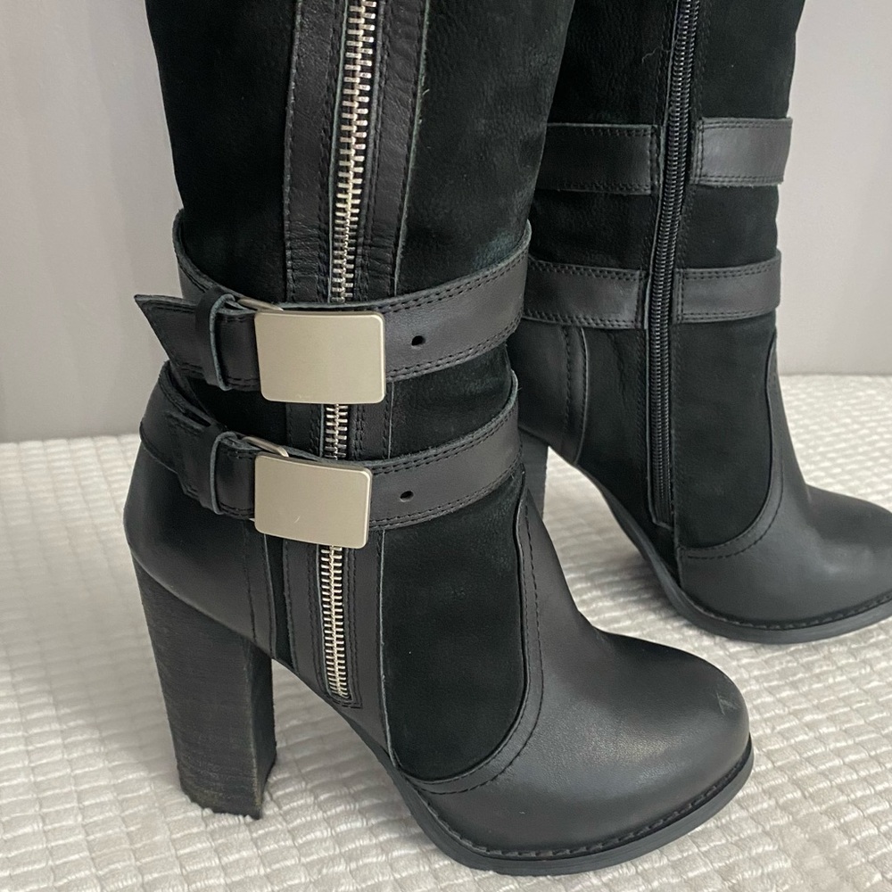 Milana Black Leather Knee High Moto Boots Buckle Block Heel EU 35 US 5 Italy - Picture 3 of 16